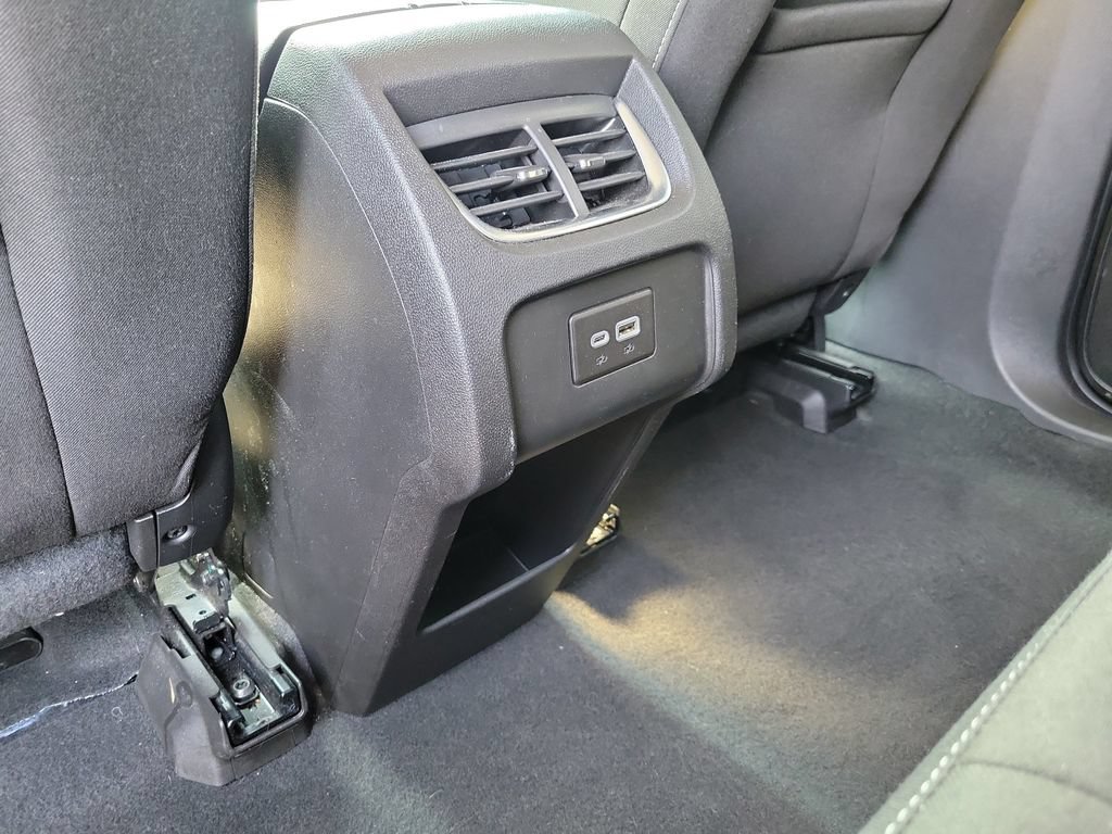 Used 2025 Chevrolet Blazer LT AWD/4WD image 14