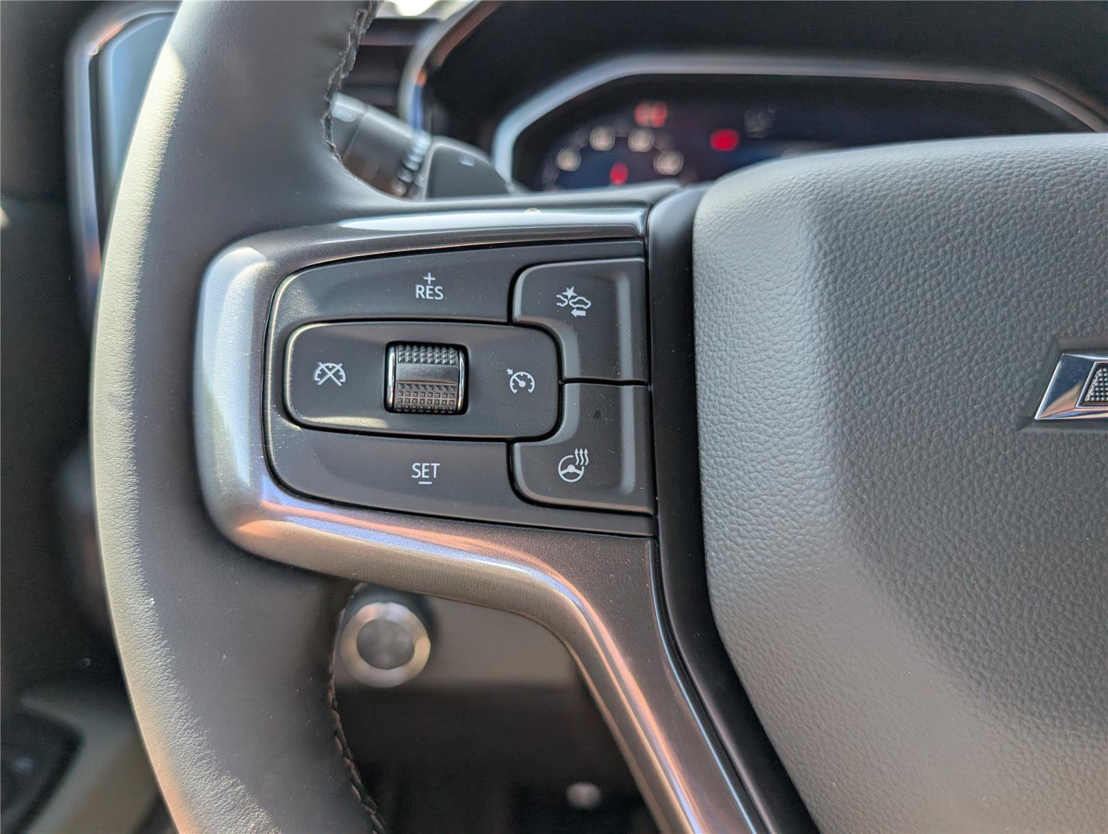 New 2026 Chevrolet Silverado 1500 ZR2 w/ ZR2 Bison Edition AWD/4WD image 21