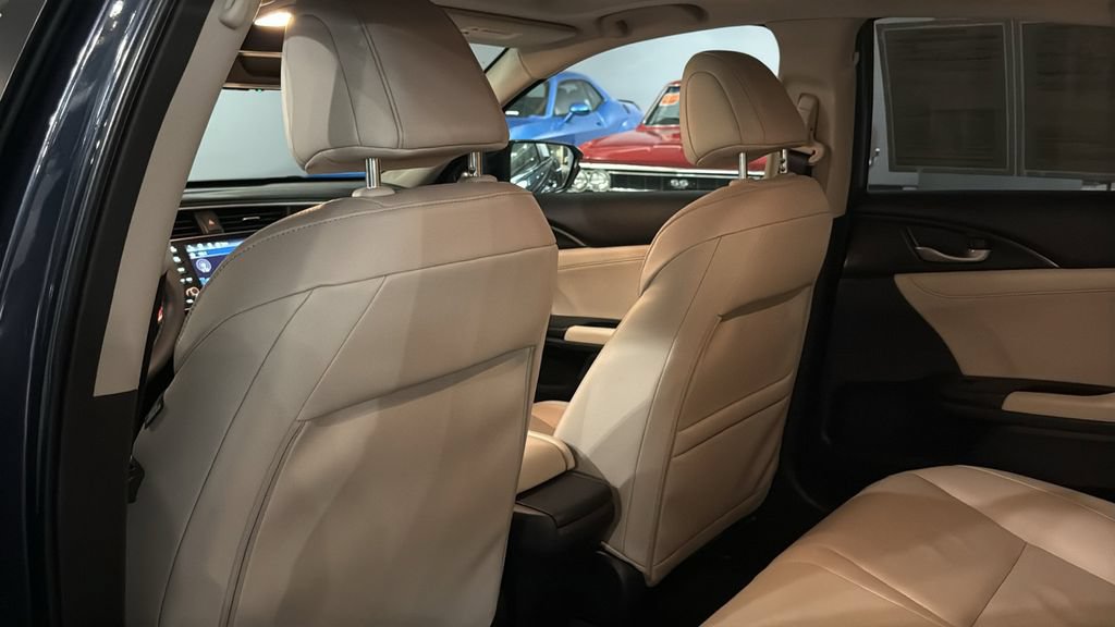 Used 2019 Honda Insight Touring image 13