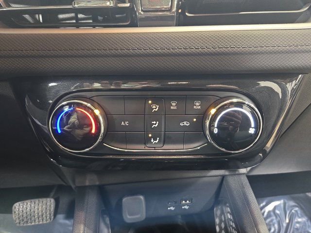 Used 2025 Chevrolet TrailBlazer LT image 23