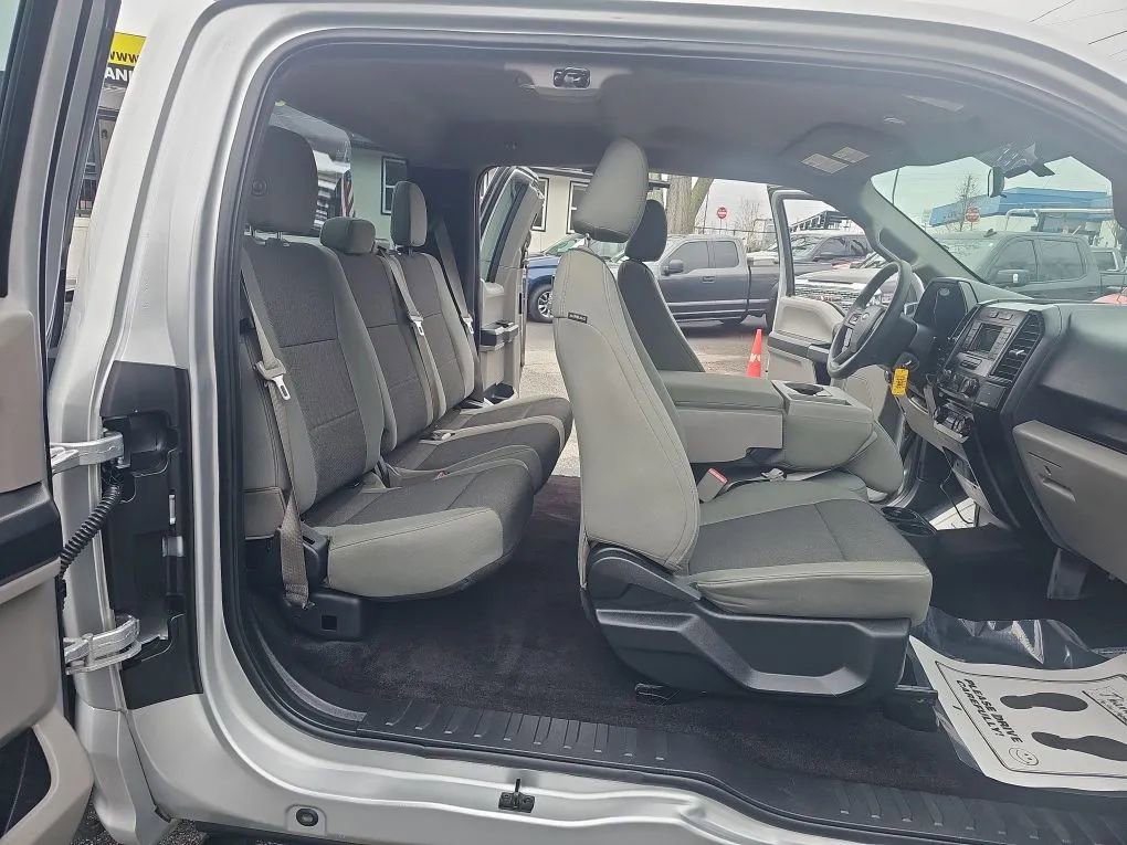 Used 2016 Ford F150 XL w/ Equipment Group 101A Mid RWD image 18