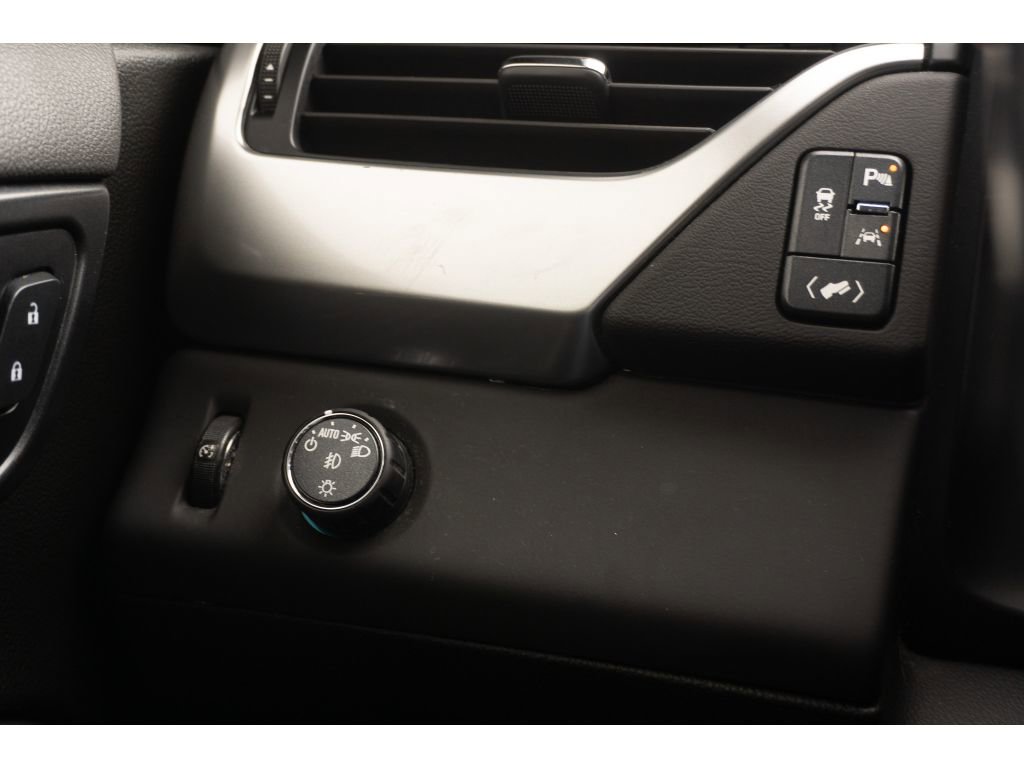 Used 2020 Chevrolet Suburban Premier RWD image 29