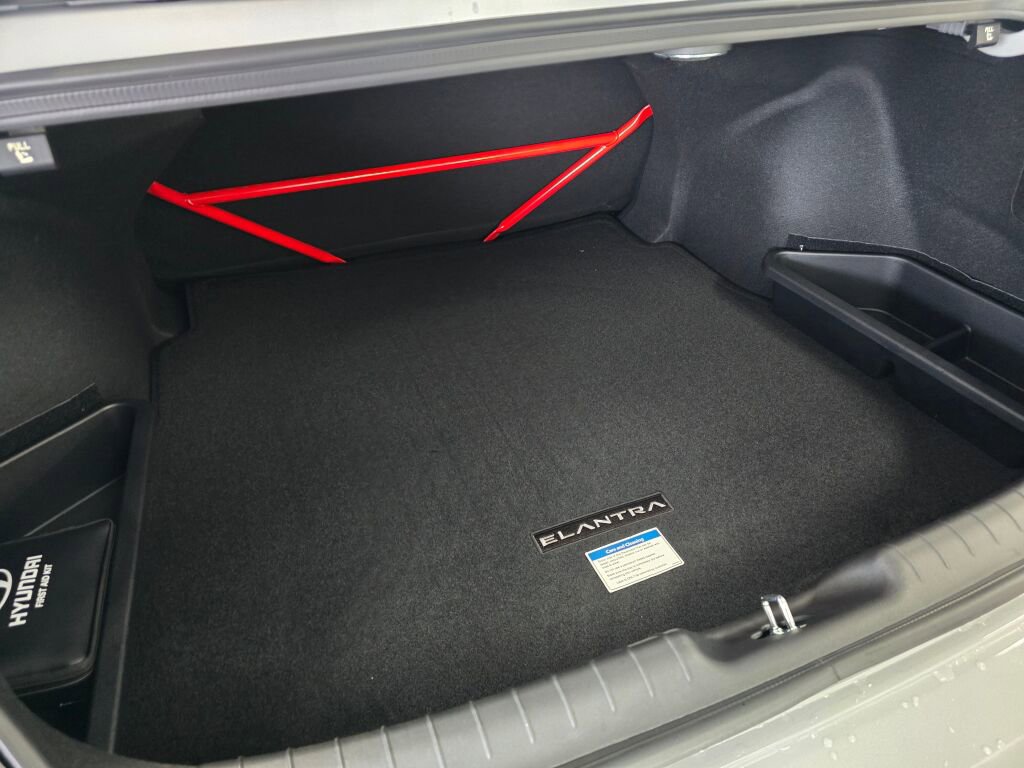 New 2026 Hyundai Elantra N Base image 17