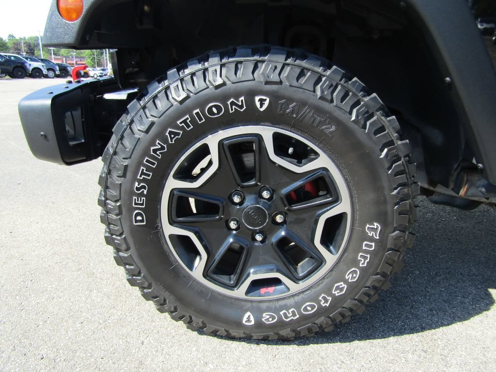 Used 2016 Jeep Wrangler Unlimited Rubicon AWD/4WD image 24