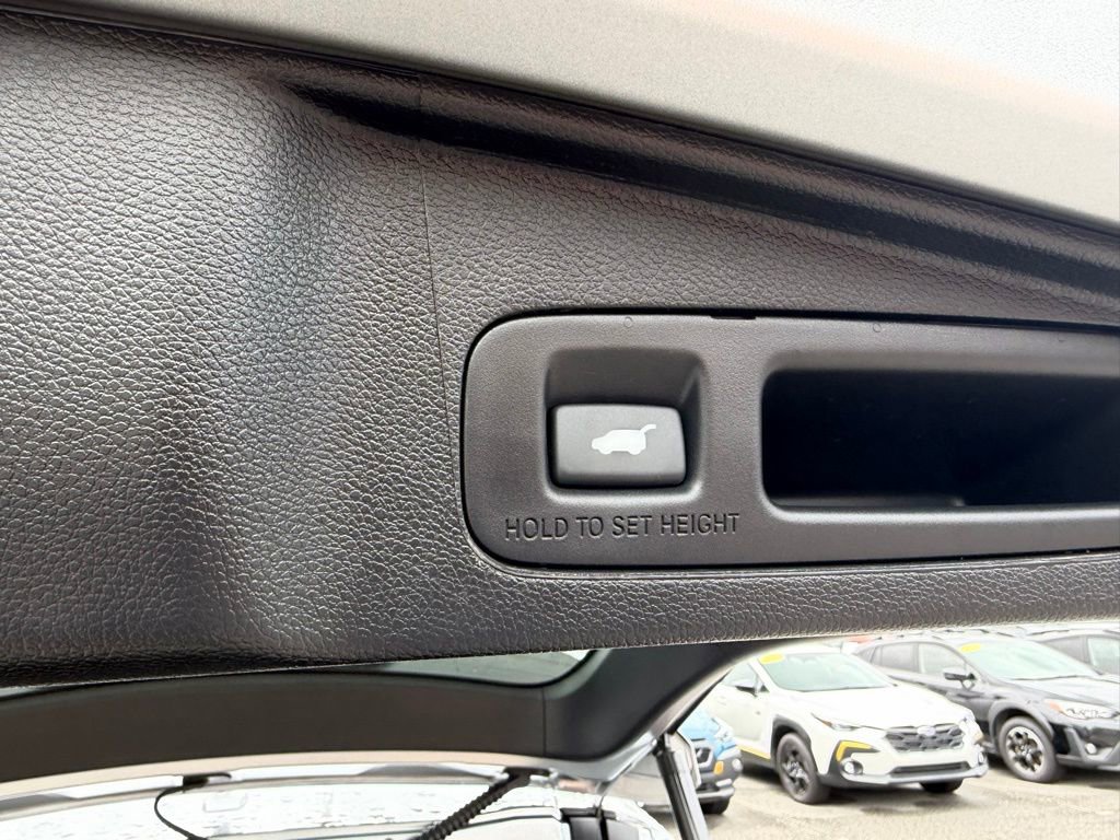 Used 2022 Honda CR-V Touring image 8