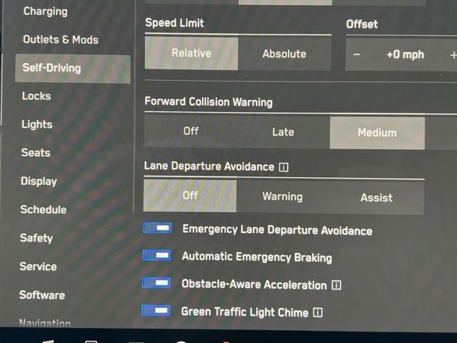 Used 2024 Tesla Cybertruck Cyberbeast AWD/4WD image 37