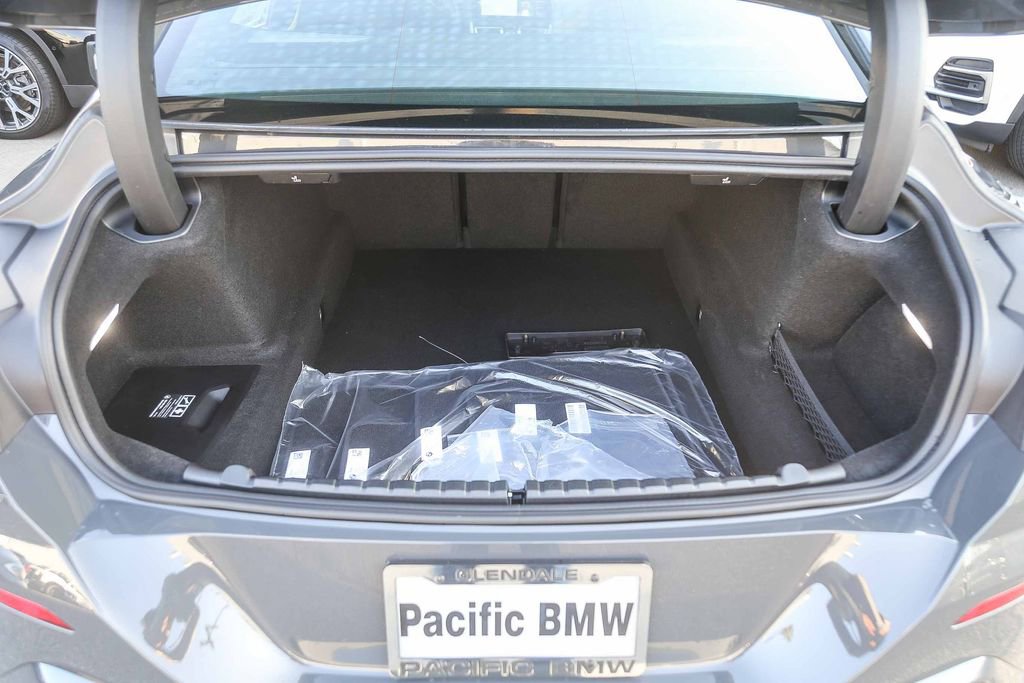 Used 2026 BMW M850i xDrive w/ M Carbon Exterior Package AWD/4WD image 23