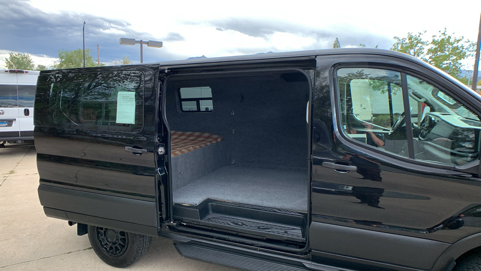 Used 2023 Ford Transit 150 Low Roof AWD w/ Exterior Upgrade Package image 21