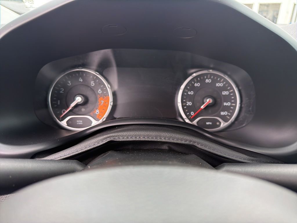 Used 2017 Jeep Renegade Trailhawk image 14