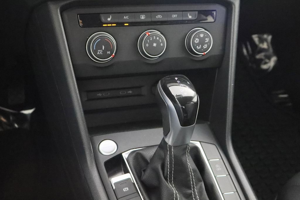 Used 2022 Volkswagen Taos SE image 20