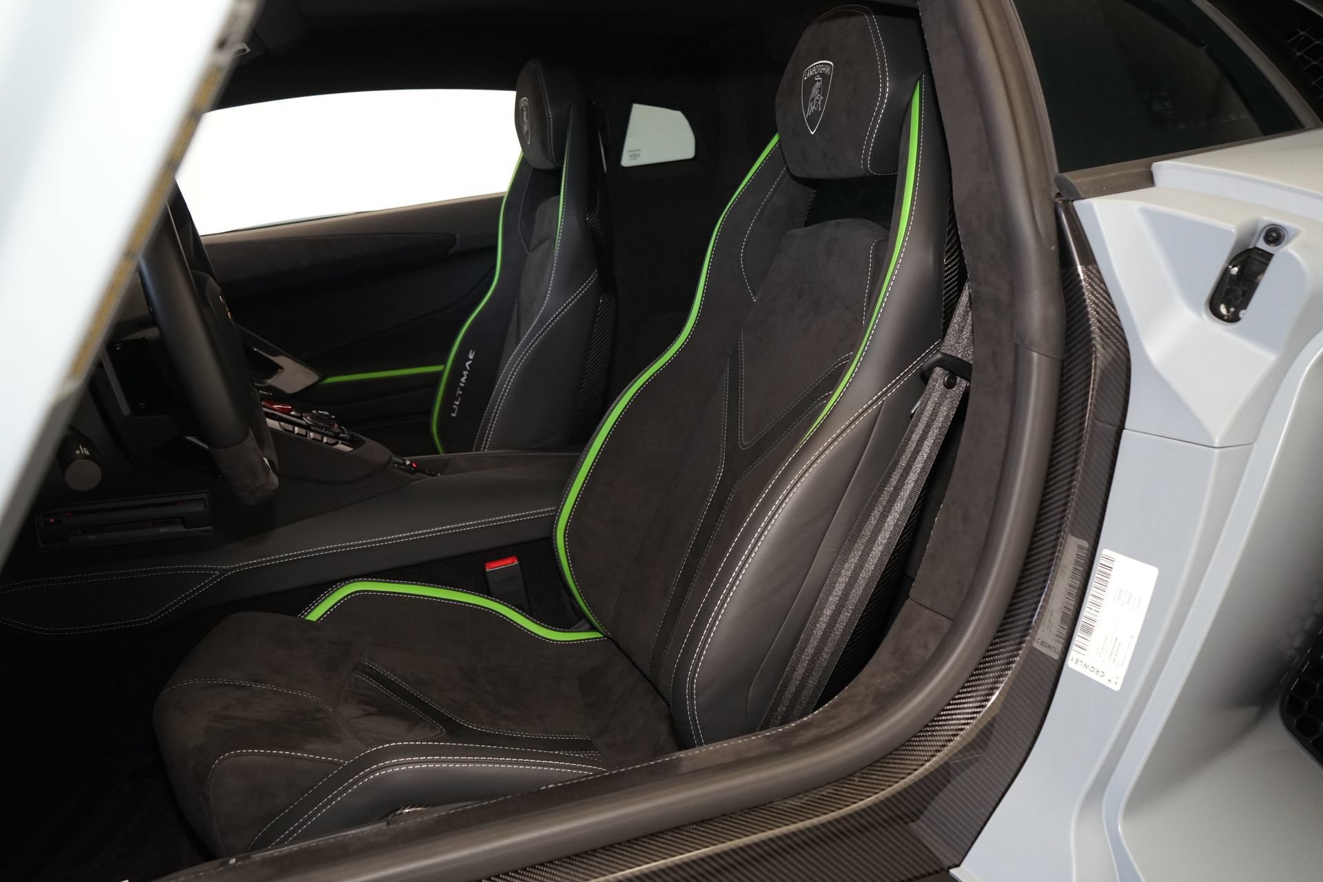 Used 2022 Lamborghini Aventador LP 780-4 Ultimae AWD/4WD image 16