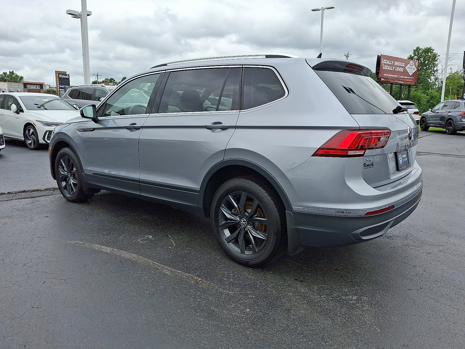 Certified 2024 Volkswagen Tiguan SE image 6