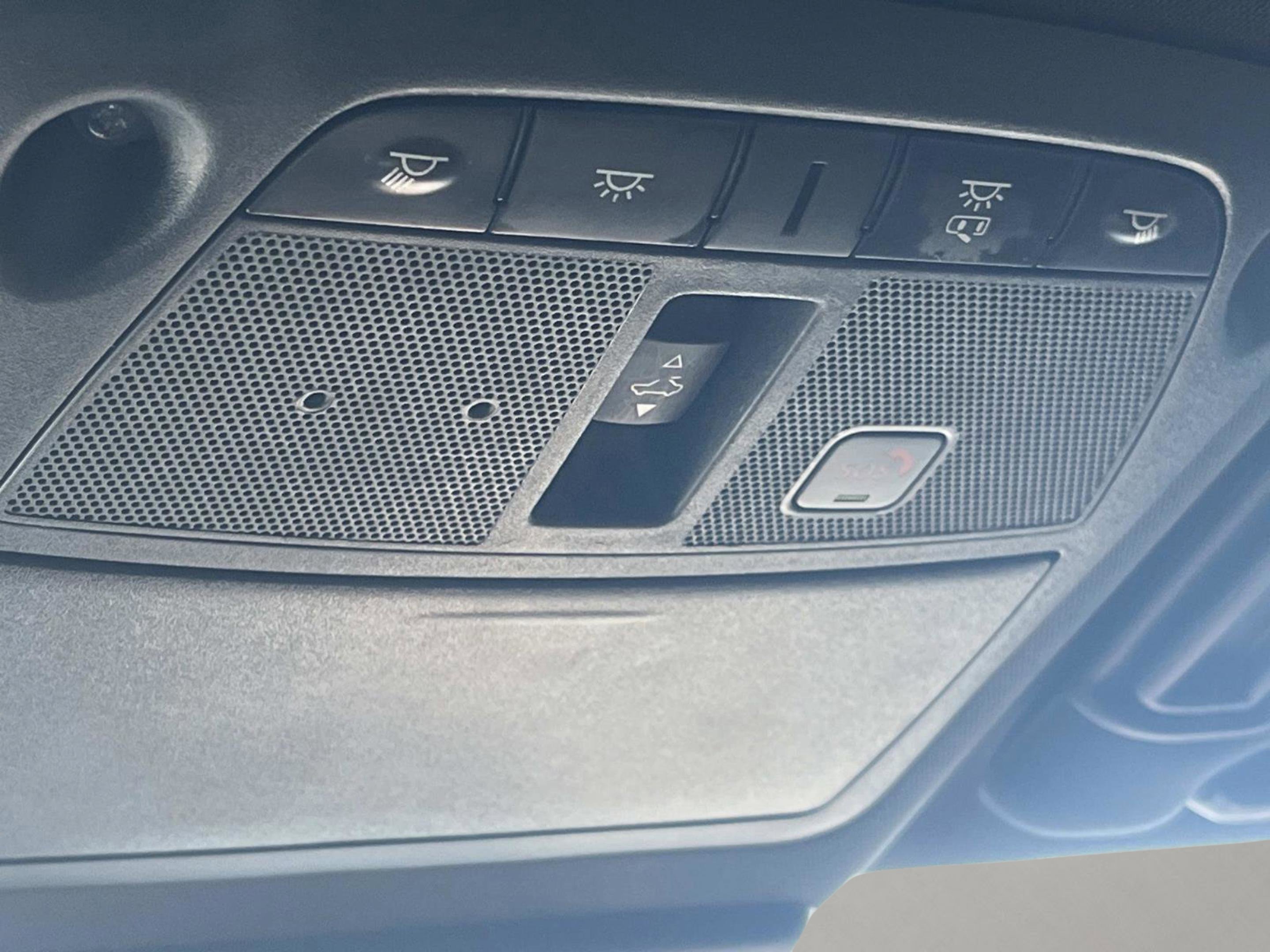 Used 2021 INFINITI QX80 Sensory w/ All-Season Package image 31