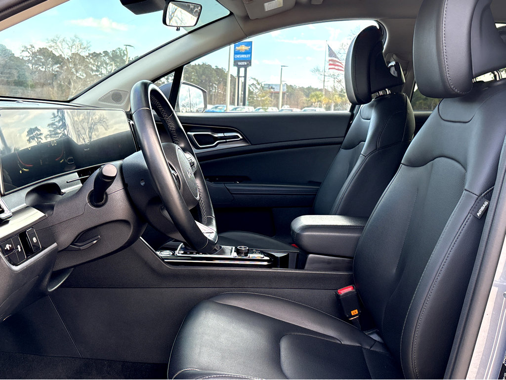 Used 2023 Kia Sportage EX image 12