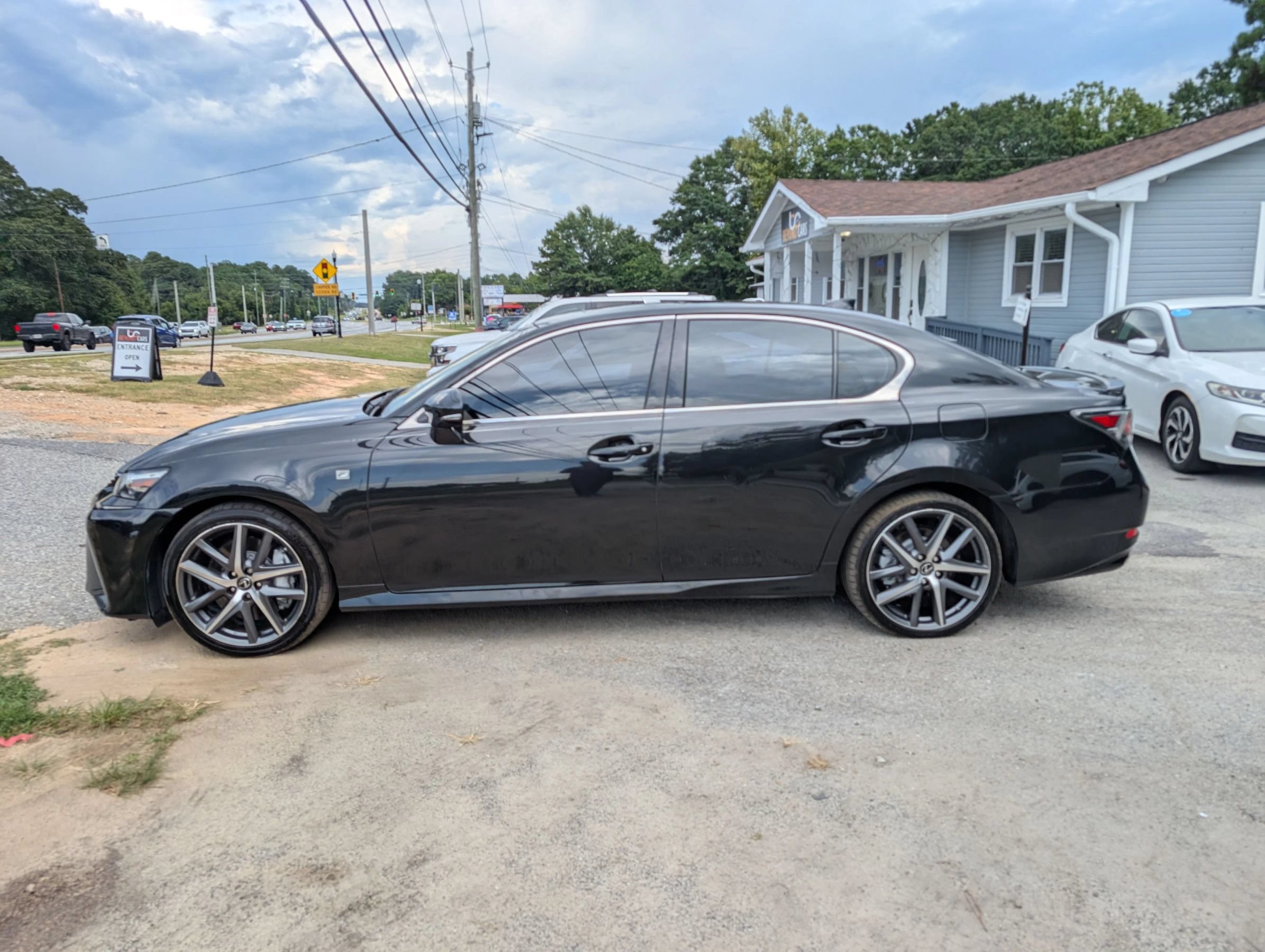 Used 2017 Lexus GS 350 F Sport RWD image 4