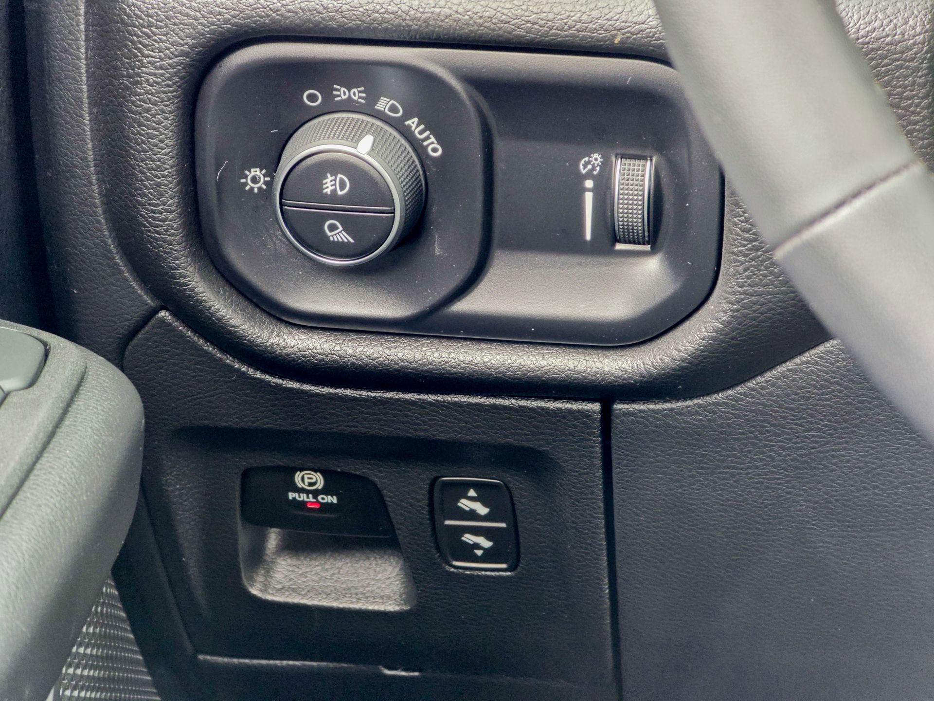 Used 2025 RAM 1500 Big Horn image 28