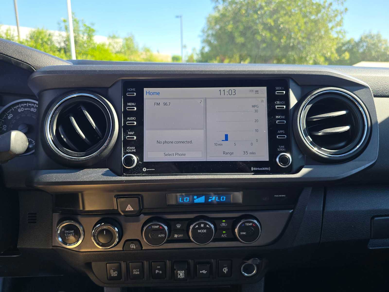 Used 2022 Toyota Tacoma TRD Off-Road image 25