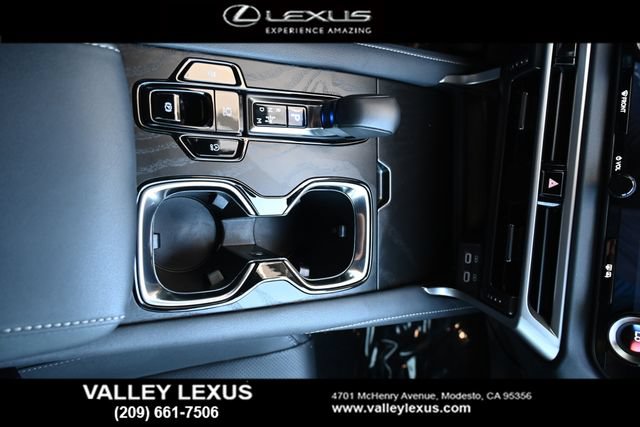 Used 2025 Lexus RX 350 F Sport w/ Convenience Package FWD image 9