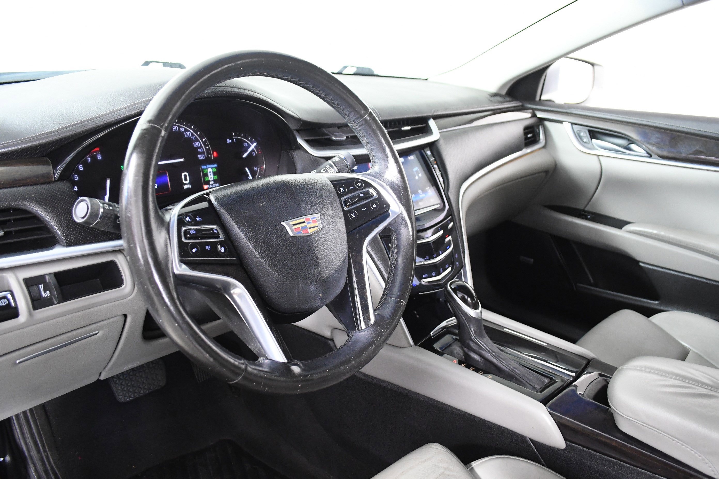 Used 2017 Cadillac XTS Luxury image 20