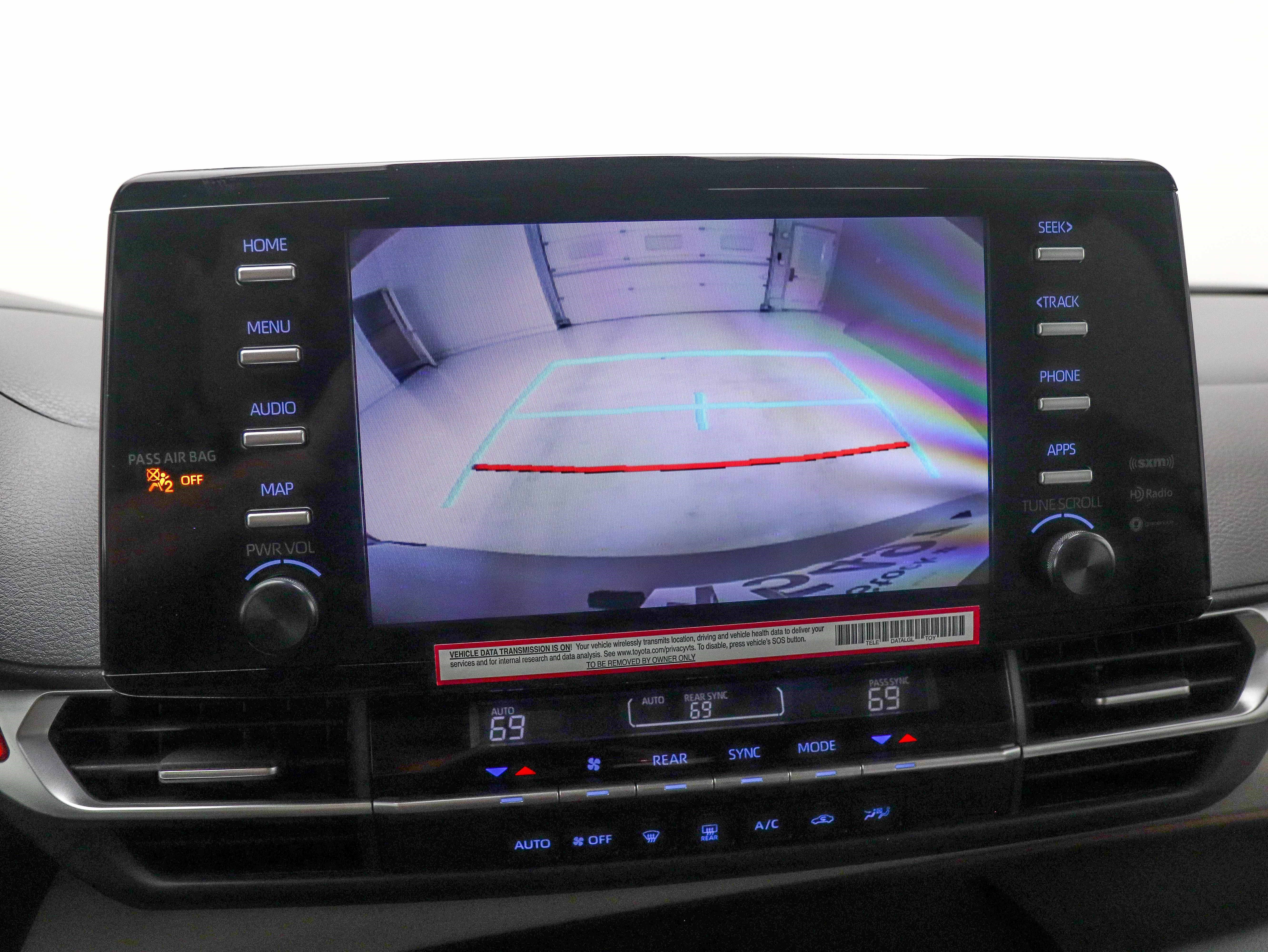 Used 2024 Toyota Sienna LE FWD image 32
