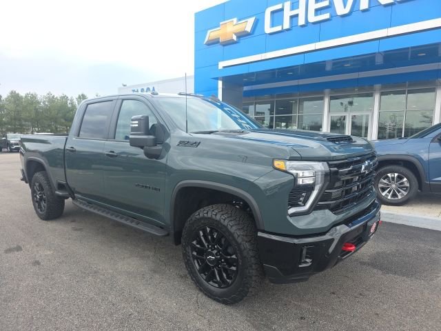 New 2026 Chevrolet Silverado 2500 LT w/ Trail Boss Package