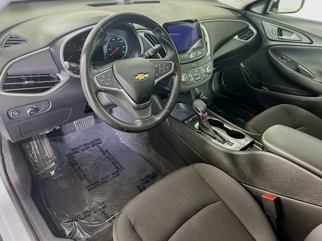 Used 2022 Chevrolet Malibu RS FWD image 9