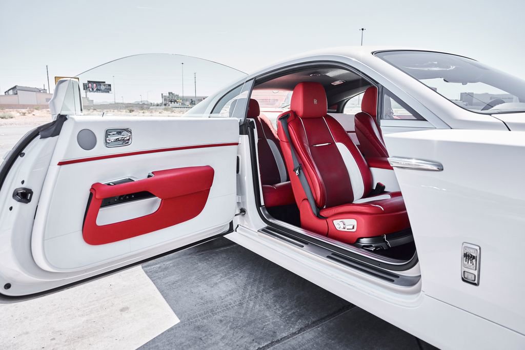 Used 2020 Rolls-Royce Wraith RWD image 22