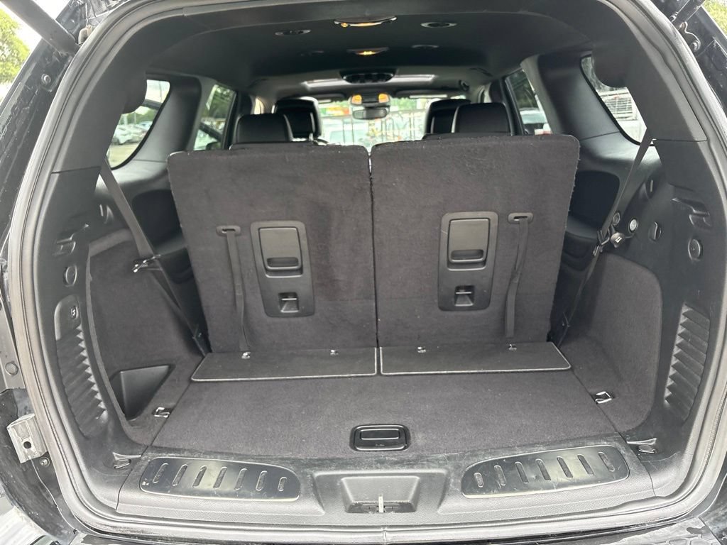 Used 2018 Dodge Durango R/T w/ Technology Group AWD/4WD image 23