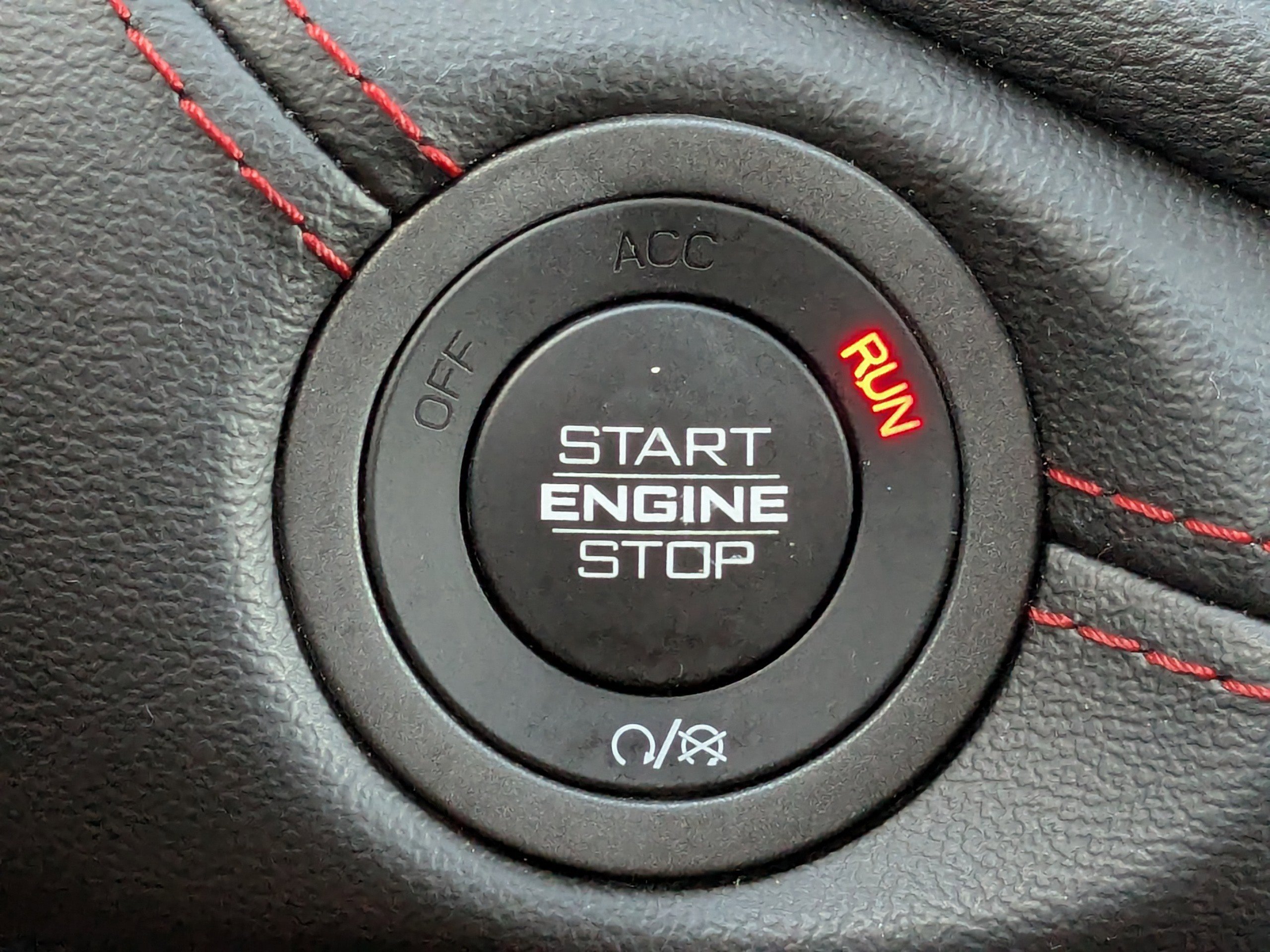 Used 2025 Dodge Durango GT image 38