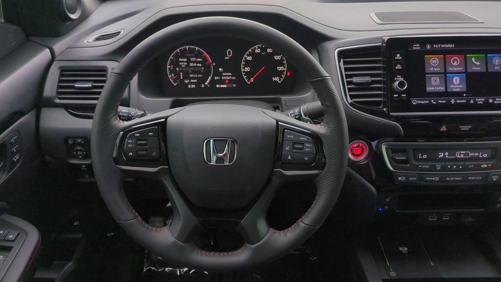 Used 2025 Honda Ridgeline Black Edition image 12