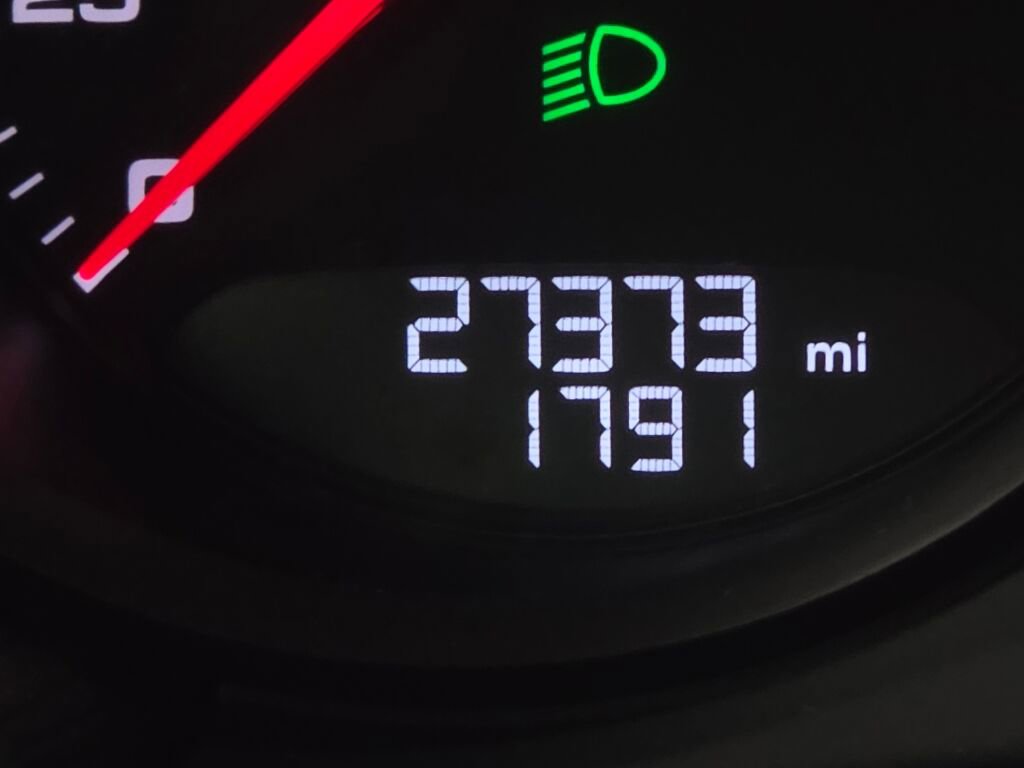 Certified 2018 Porsche 718 Cayman image 33