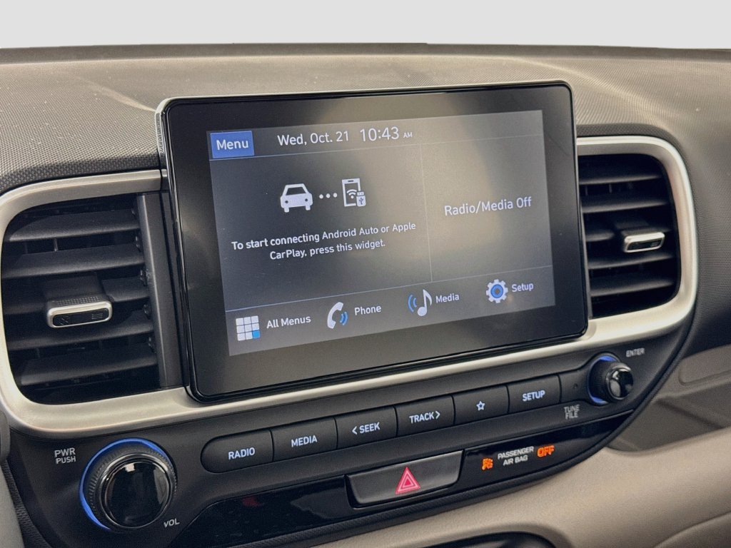 Used 2025 Hyundai Venue SEL FWD image 22