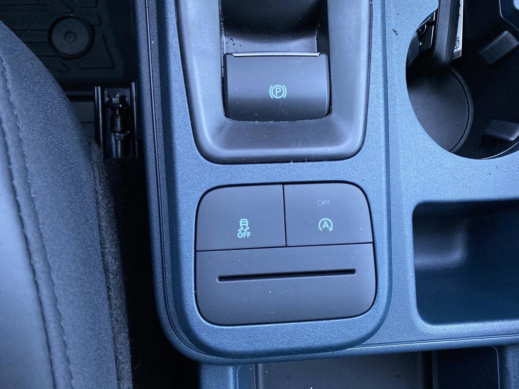 New 2026 Ford Maverick Lariat w/ Black Appearance Package image 28