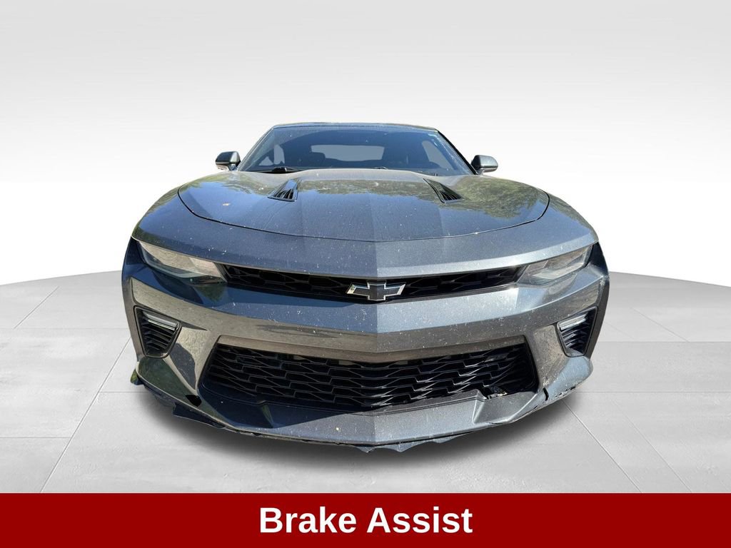 Used 2018 Chevrolet Camaro SS RWD image 10
