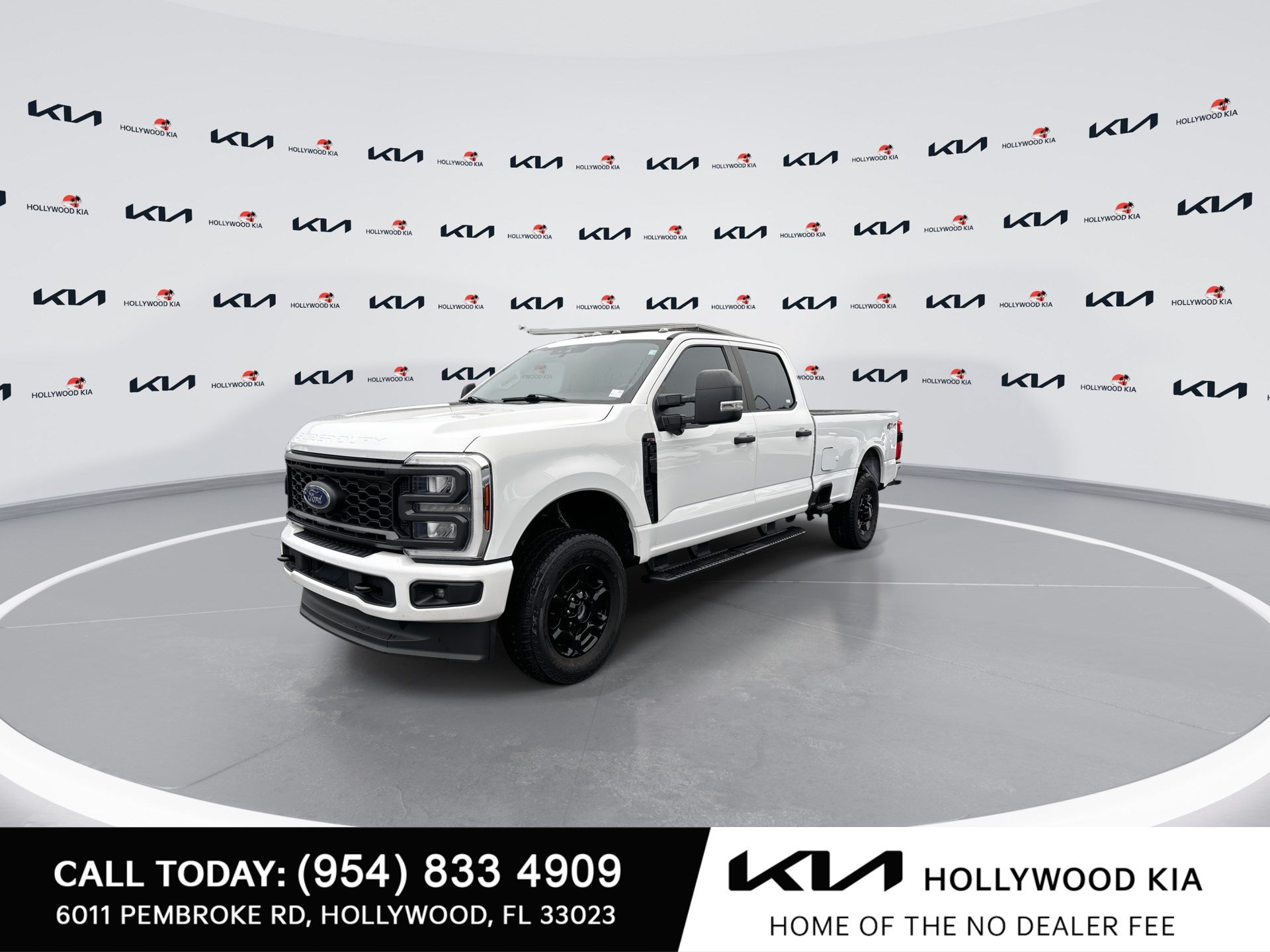 Used 2024 Ford F350 XL w/ STX Appearance Package AWD/4WD image 4