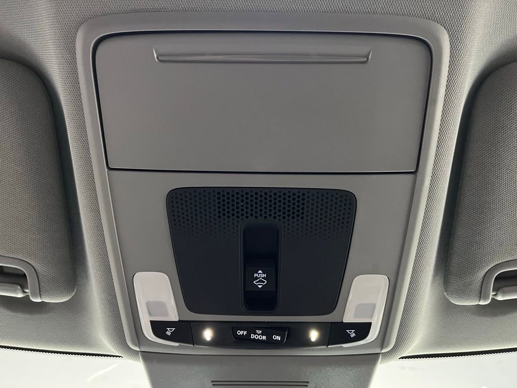 New 2026 Acura Integra image 9