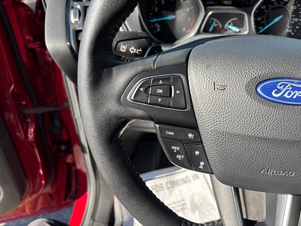 Used 2018 Ford Escape Titanium w/ Ford Safe & Smart Package AWD/4WD image 26