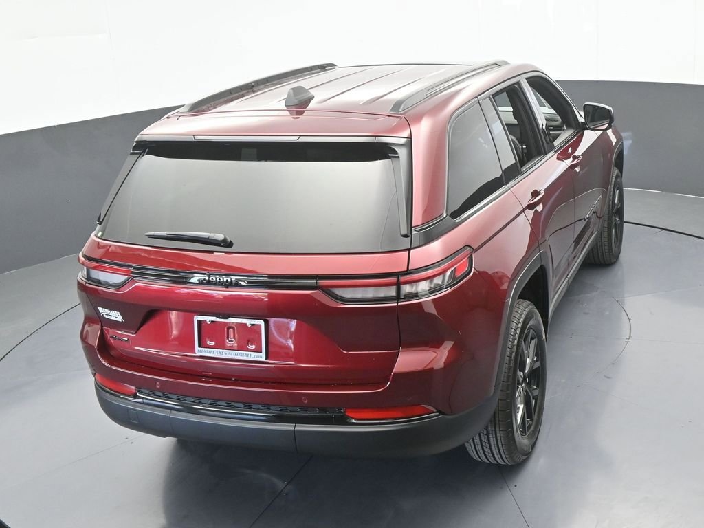New 2025 Jeep Grand Cherokee Laredo image 45