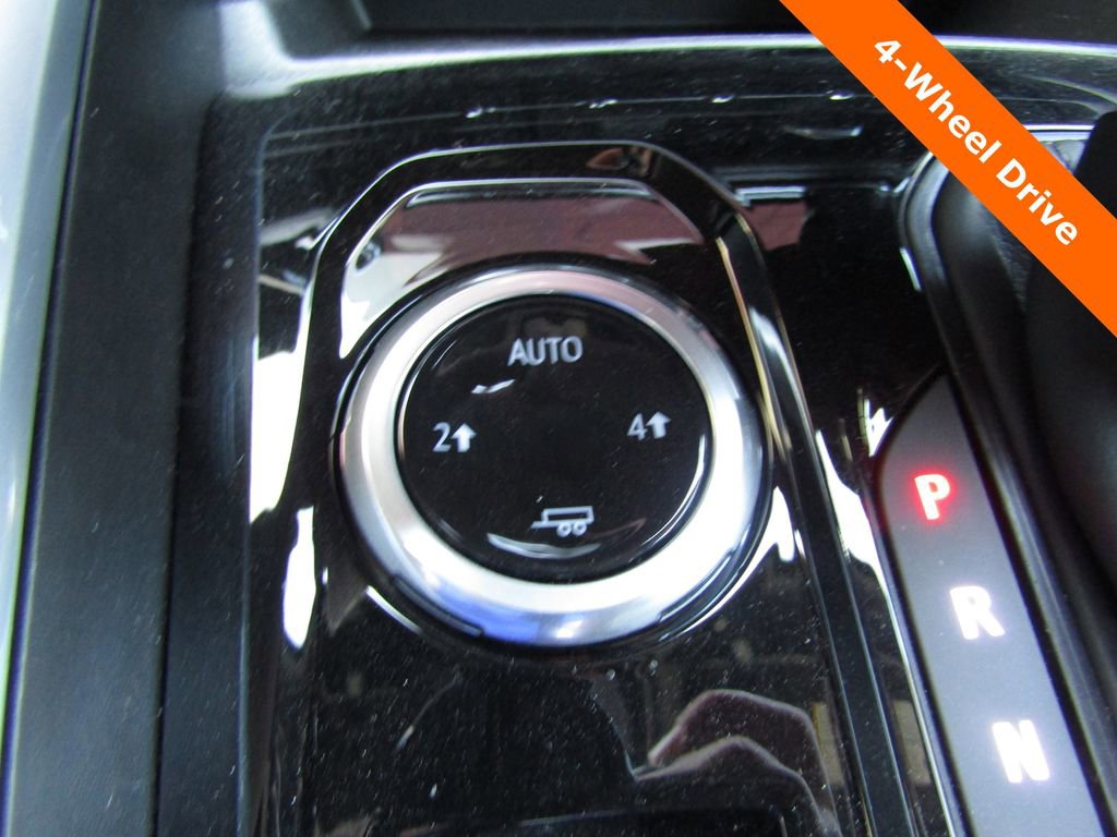 New 2026 Chevrolet Colorado LT w/ LT Convenience Package AWD/4WD image 19