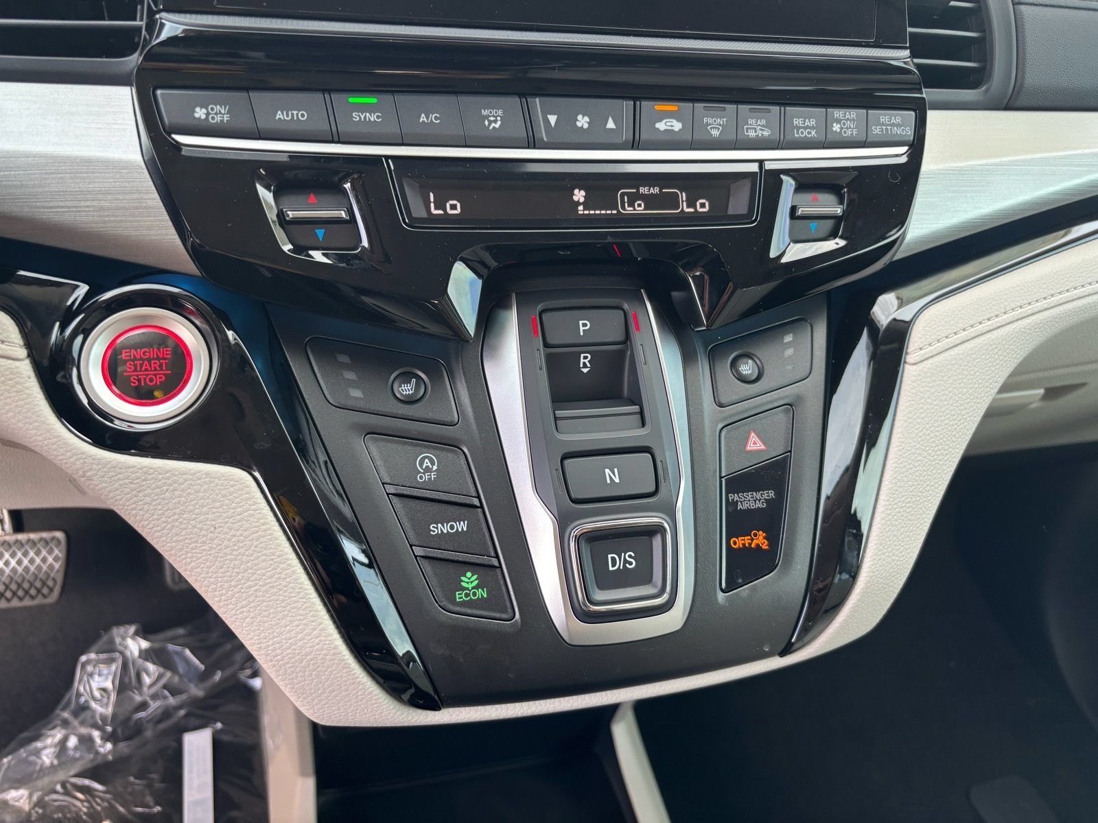 New 2026 Honda Odyssey Touring image 18