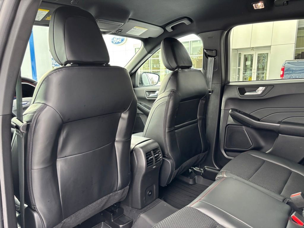 New 2026 Ford Escape ST-Line w/ Tech Pack #1 image 15