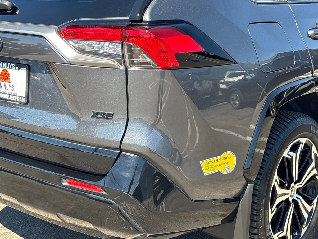 Used 2022 Toyota RAV4 XSE w/ Weather Package image 6