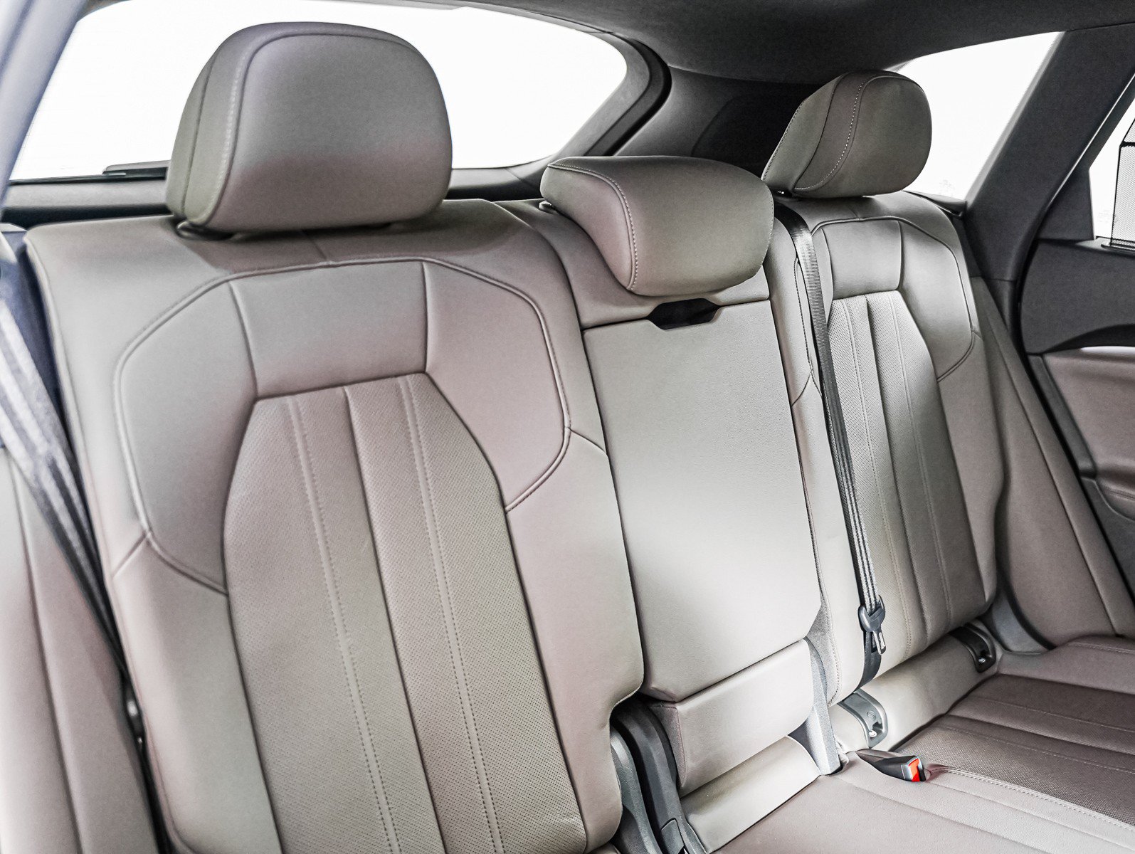 Certified 2025 Audi Q5 Premium w/ Premium Plus AWD/4WD image 10