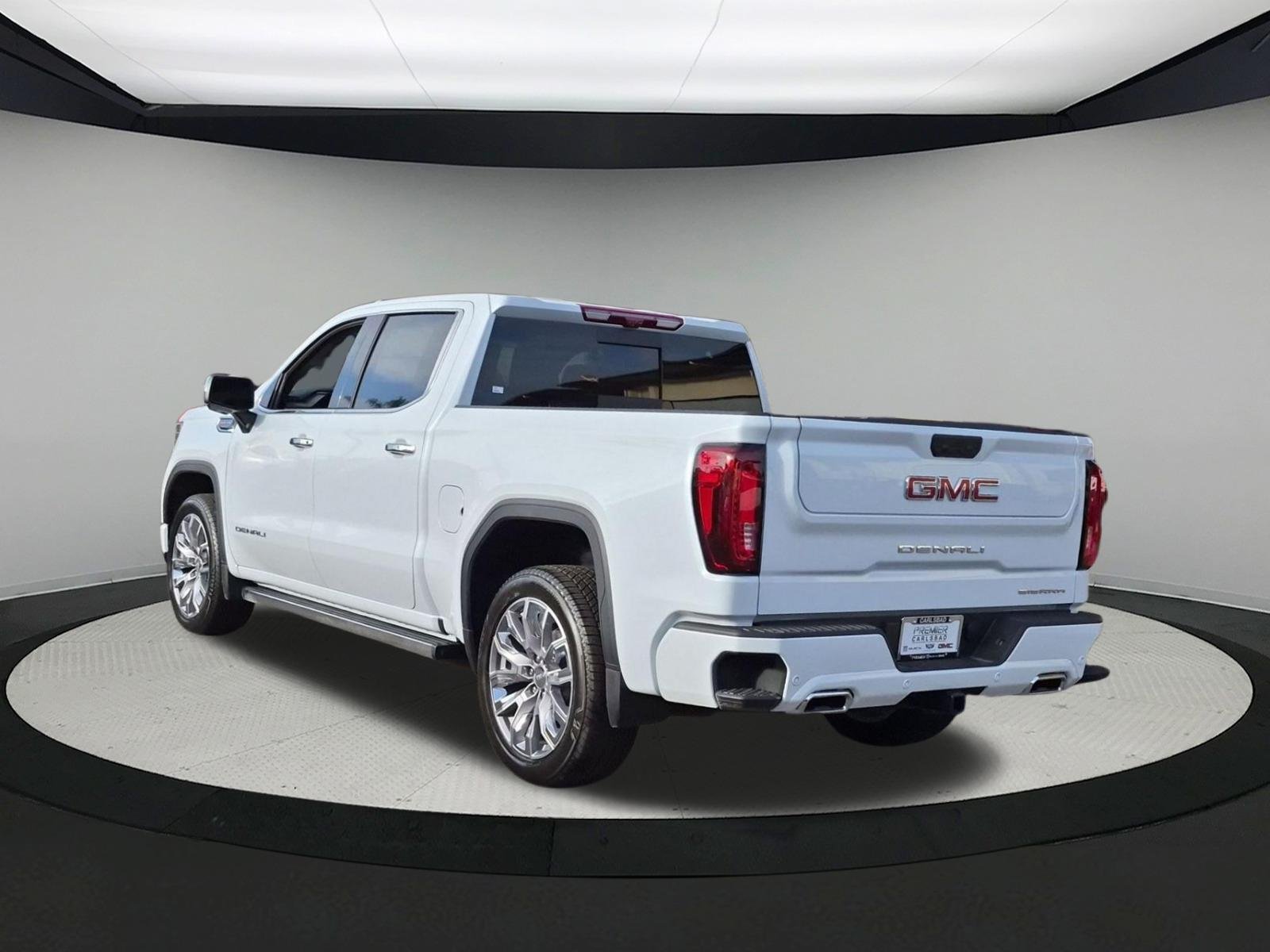 New 2026 GMC Sierra 1500 Denali AWD/4WD image 3