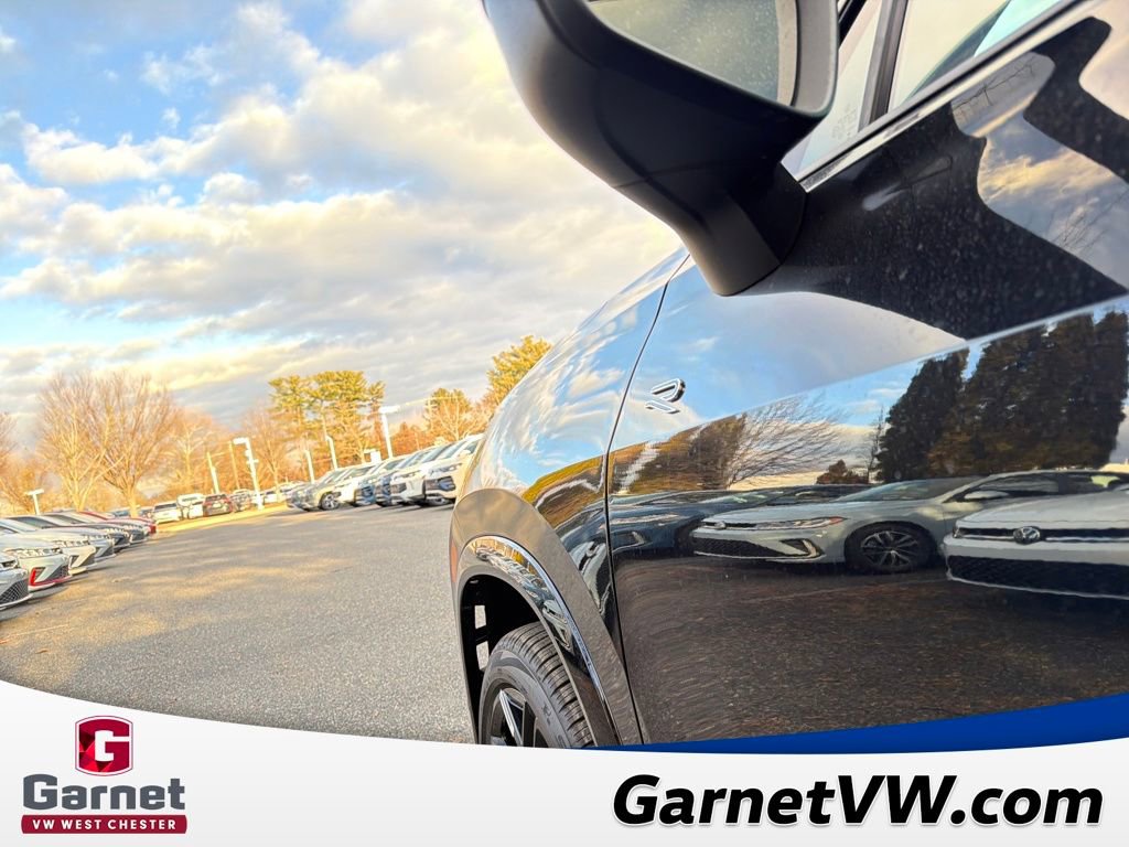 New 2026 Volkswagen Tiguan SE R-Line image 20