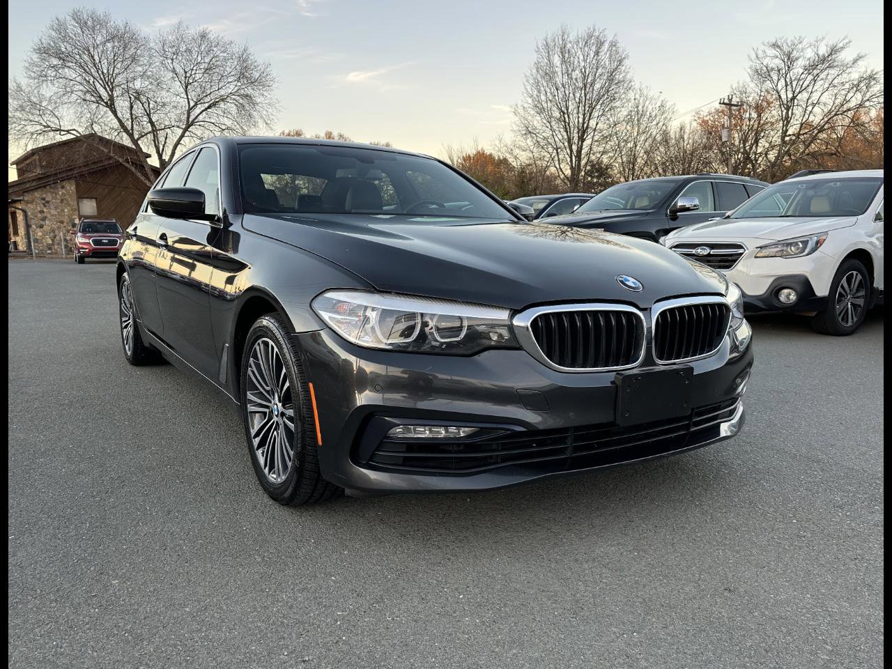 Used 2018 BMW 540i xDrive 540i xDrive image 1