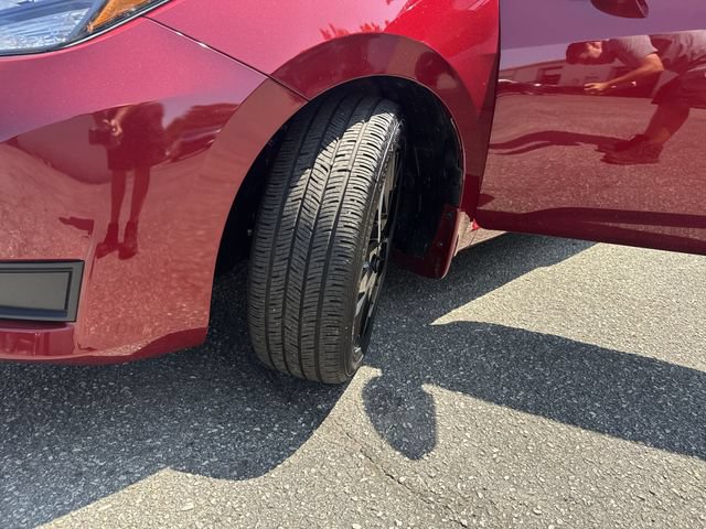 Certified 2025 Nissan Versa SR w/ Trunk Package FWD image 30