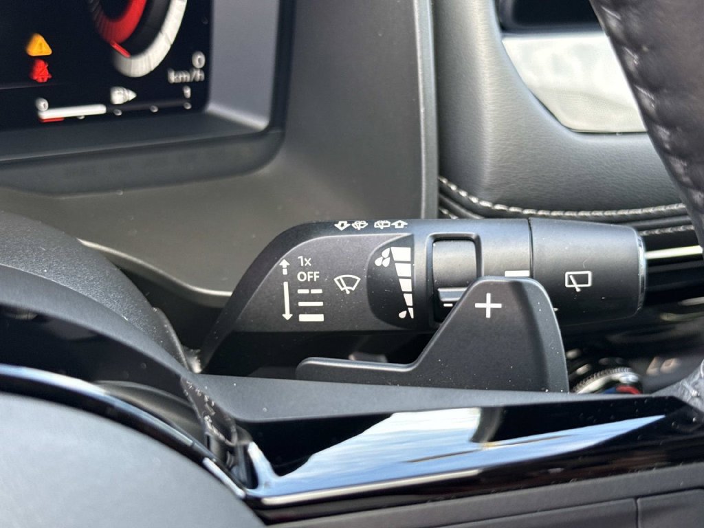 Used 2024 Nissan Rogue Platinum FWD image 38