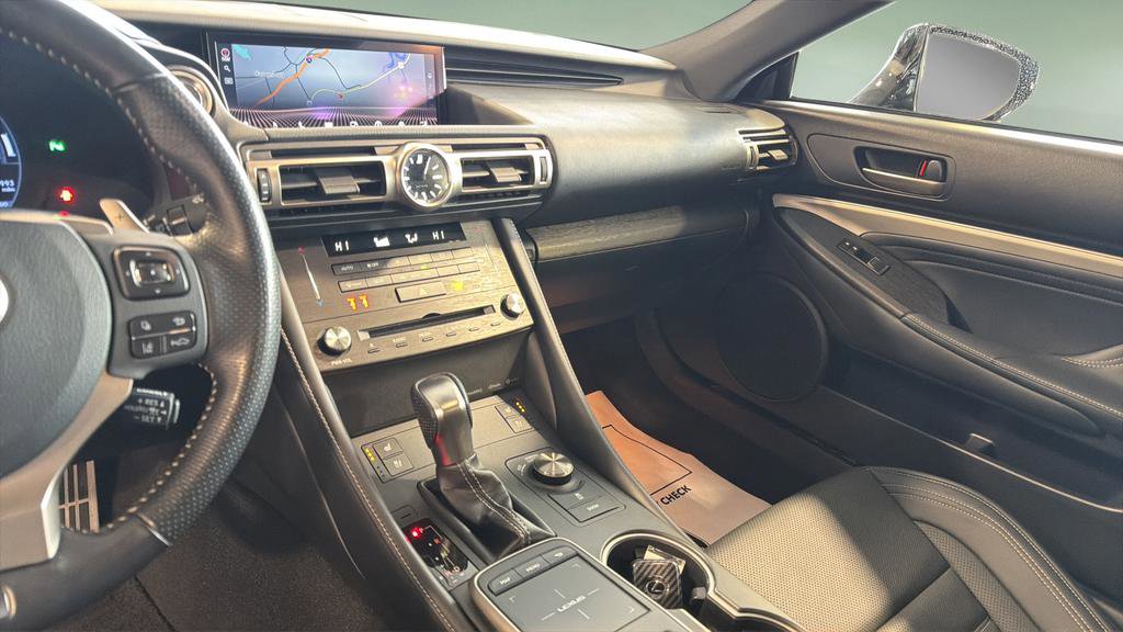 Used 2020 Lexus RC 300 F Sport image 19
