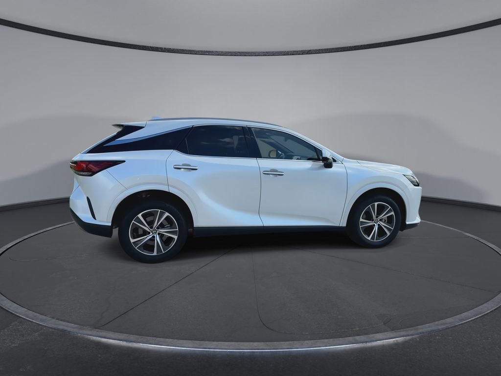 Used 2025 Lexus RX 350 Premium w/ Accessory Package (Z1) FWD image 9